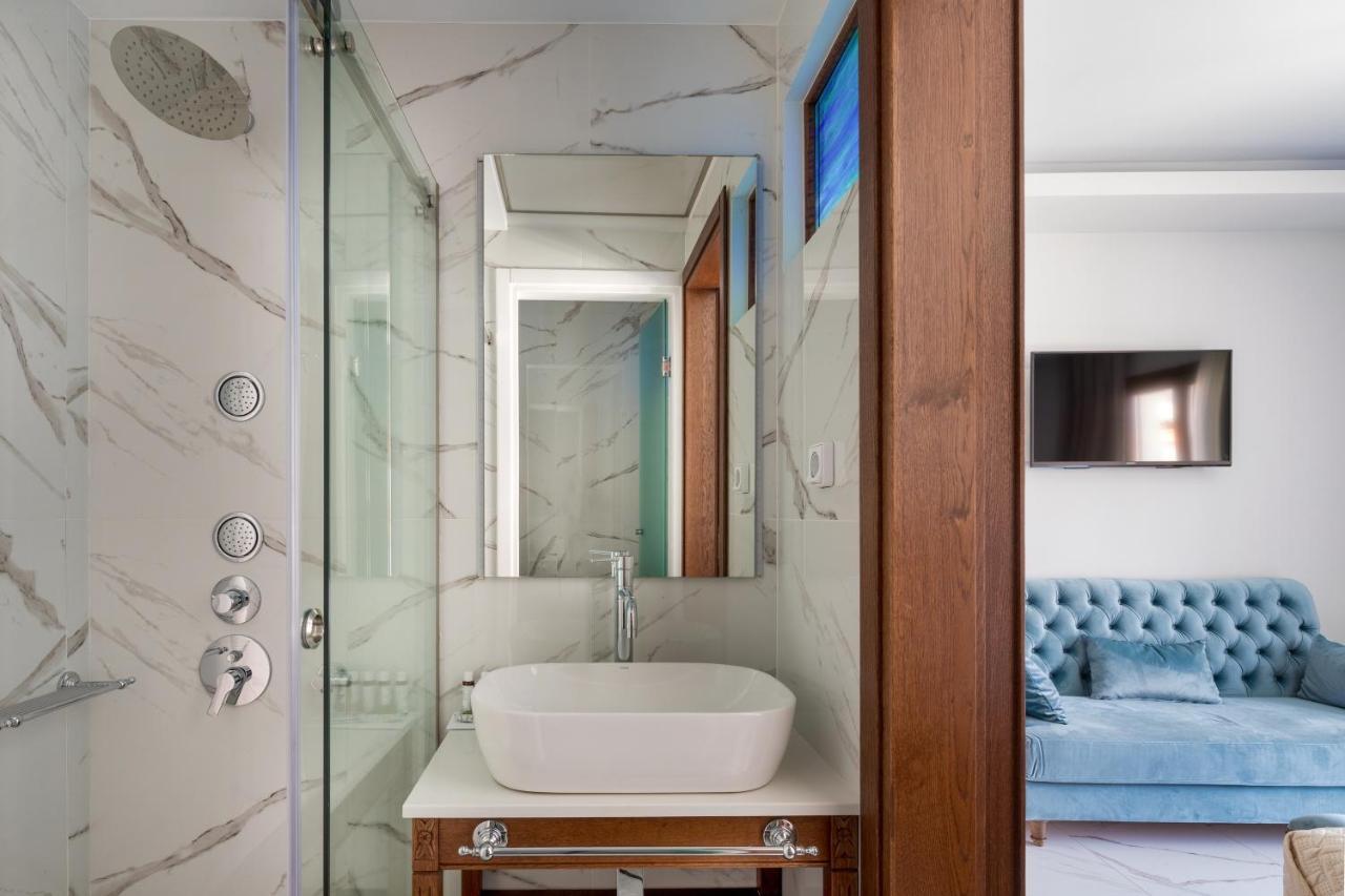 Vener Luxury Suites Hriszí Aktí Haniá Kültér fotó